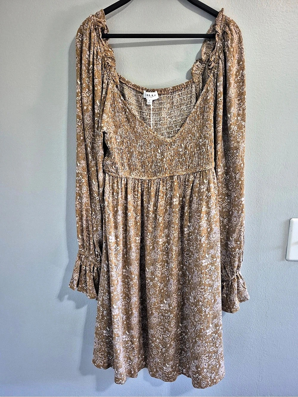 G.I.L.I. Tan Brown Paisley Floral Smocked Maxi Dress Long Sleeve sz Large NWT